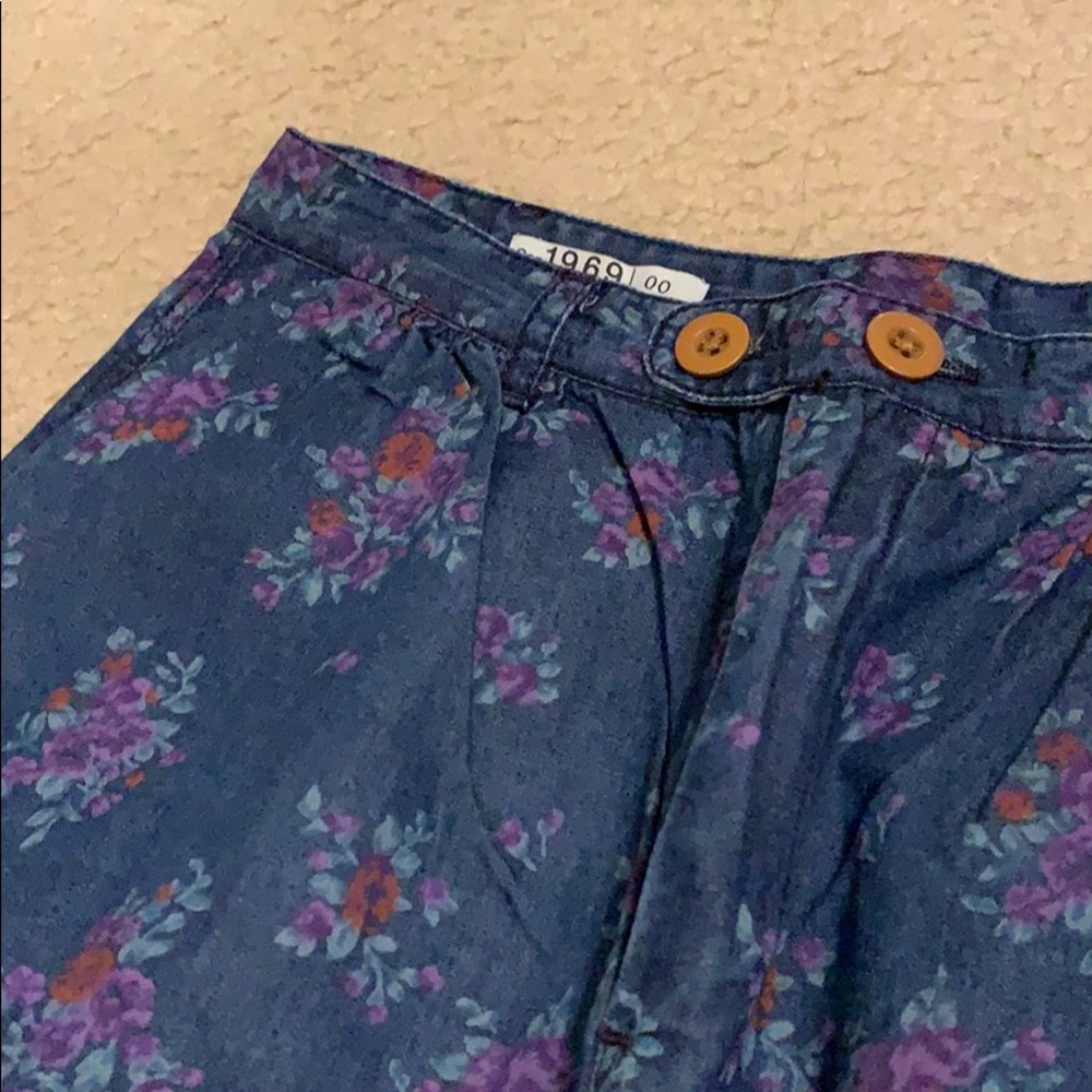 Gap floral skirt